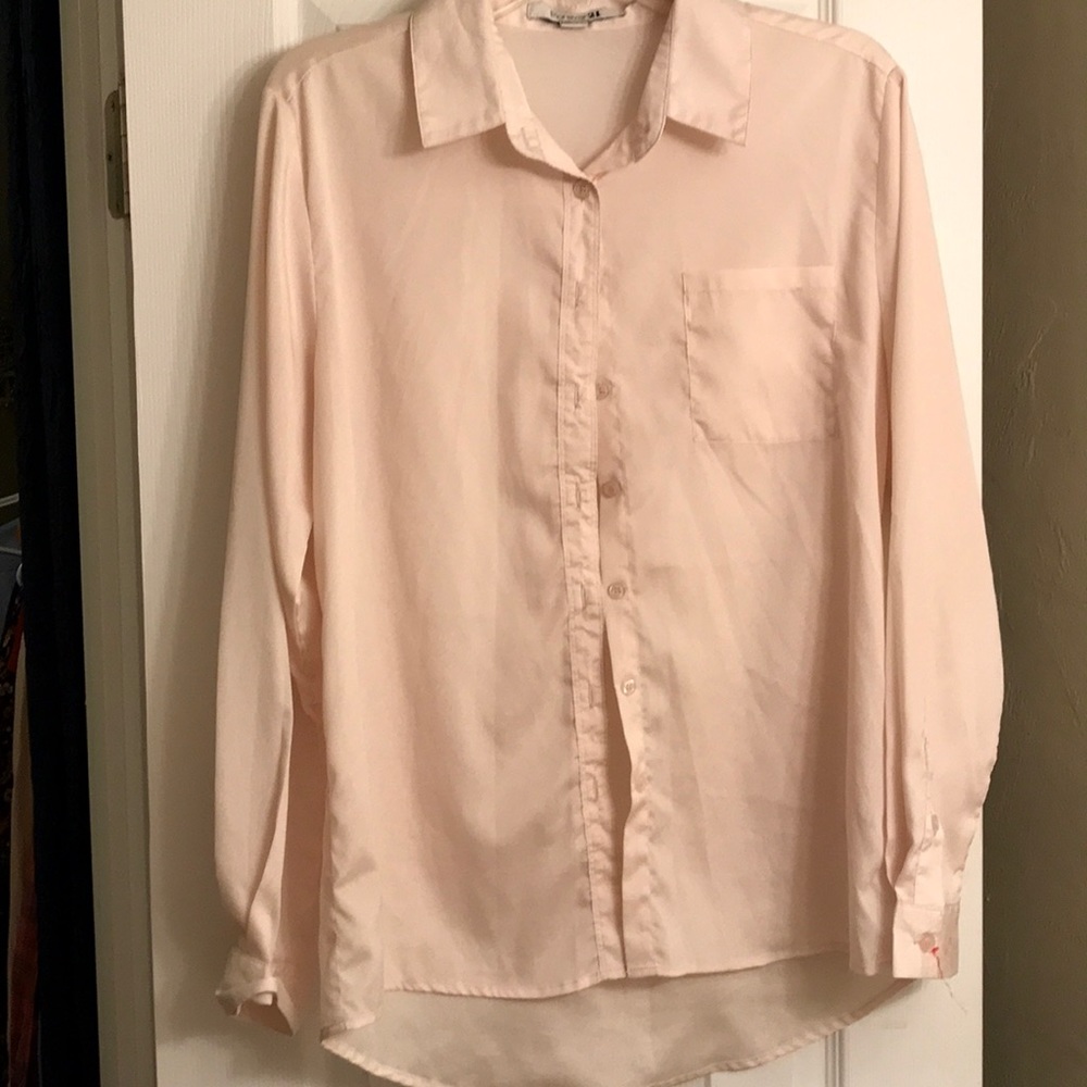 FOREVER 21 Cream button down blouse - L